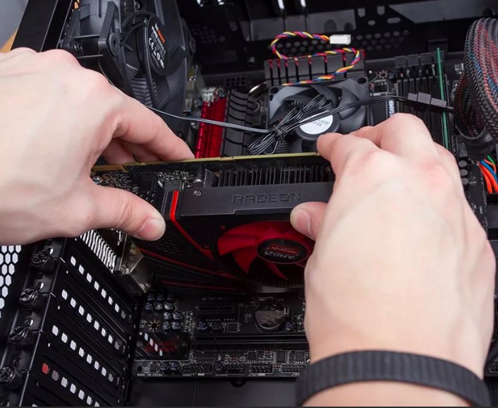 замена видеокарты на компьютере Проспект Славы метро Спб