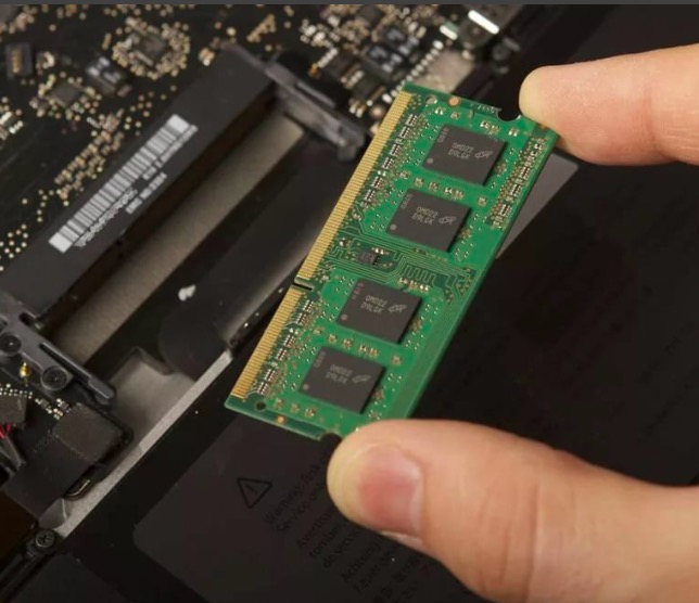 Замена оперативной памяти на ноутбуке Проспект Славы метро Спб